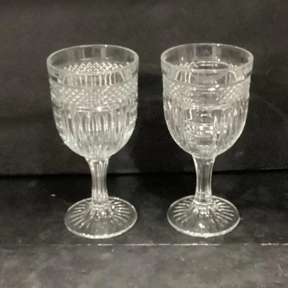 Libbey Radiant Clear Wine Glasses,‎ Set of 2, Vintage Stemware, Water Goblets